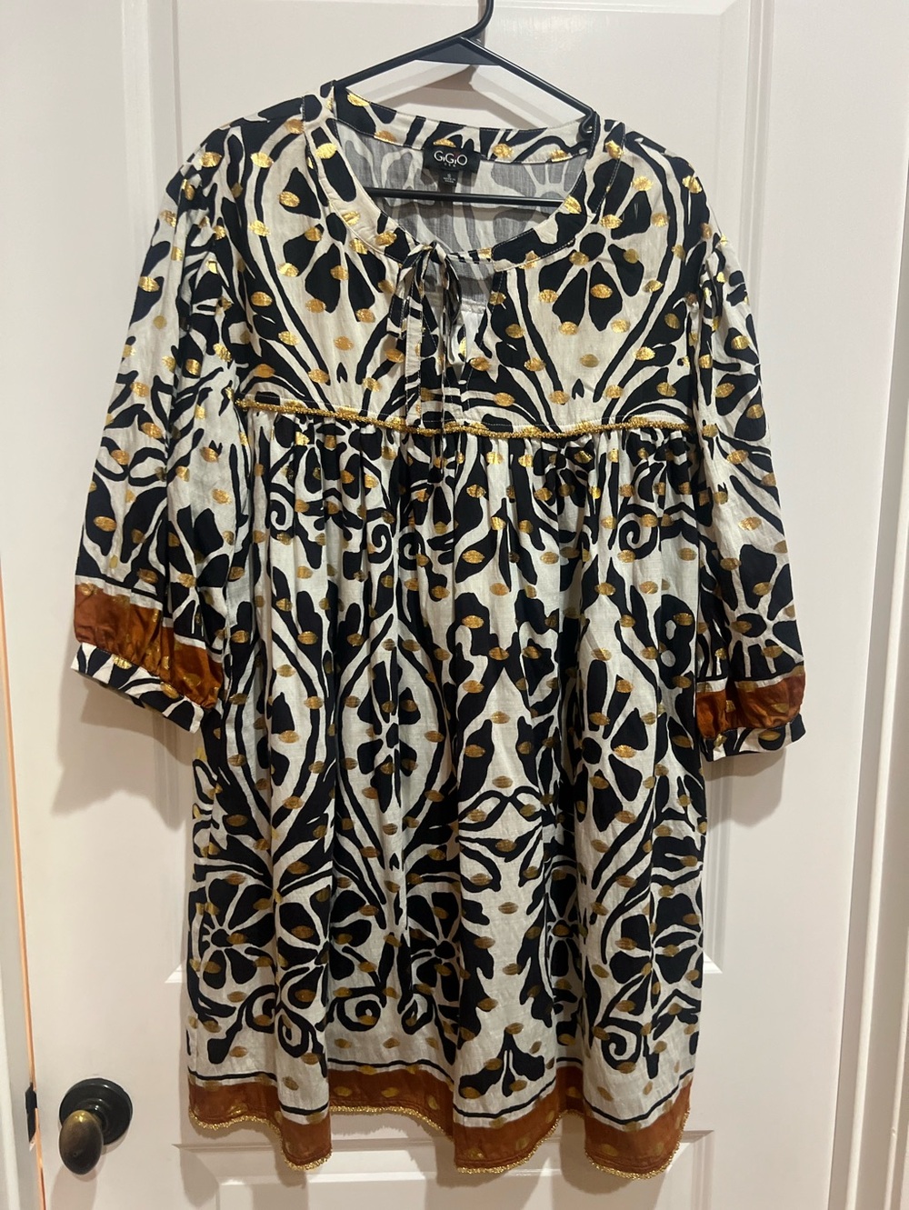 Women's Black & Gold Patterned Tunic Dress